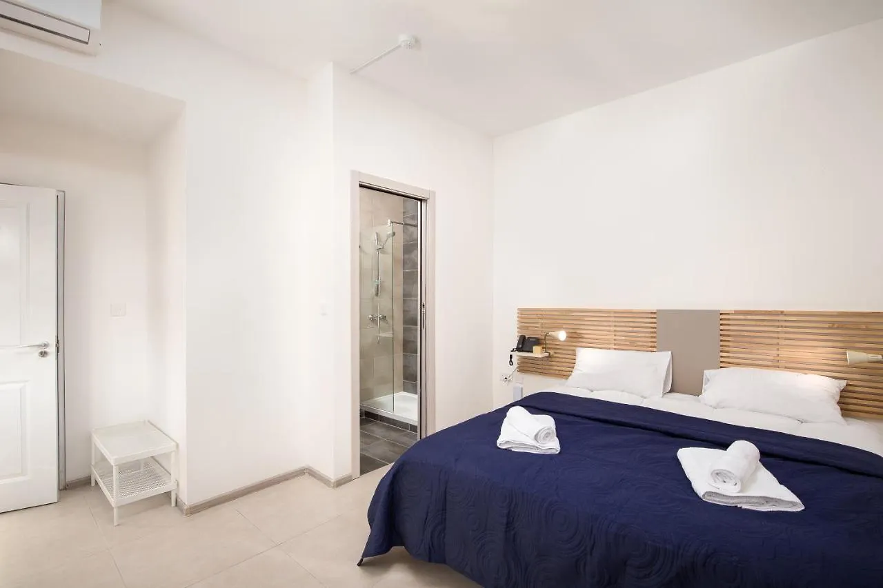 Island Guesthouse Gzira Guest house