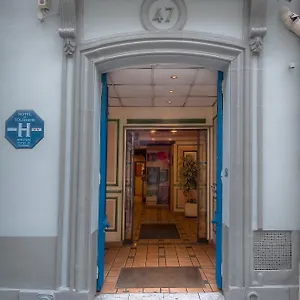 vizitați hotelul